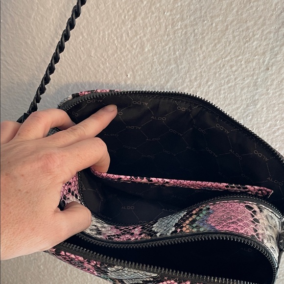 NEW! Aldo Snake Print Crossbody Bag - Picture 7 of 10